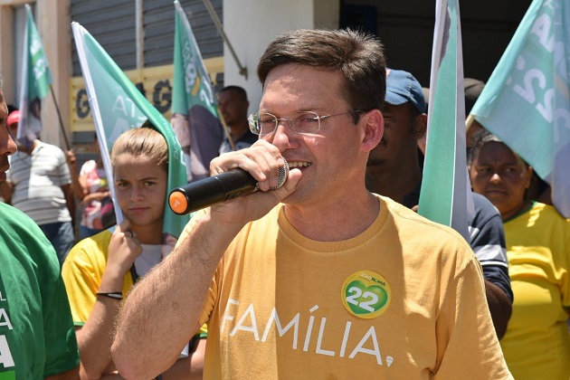  João Roma pede votos para ACM Neto em Vitória da Conquista