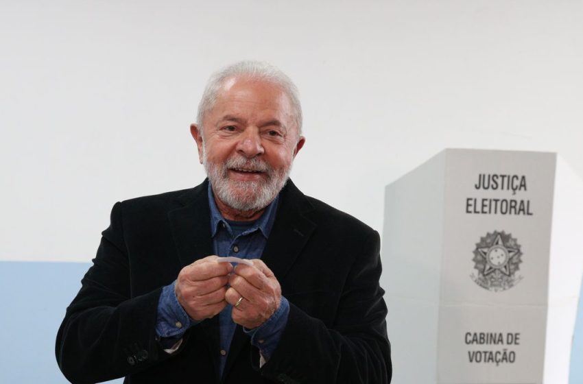  Lula vota em São Bernardo