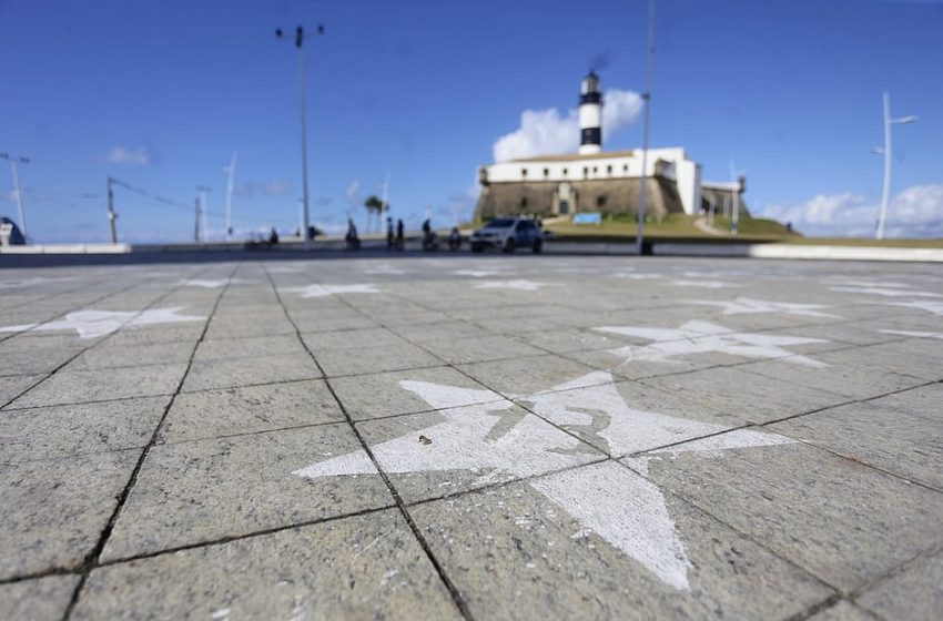  Justiça Eleitoral determina a retirada das pinturas da estrela do PT em ruas de Salvador￼