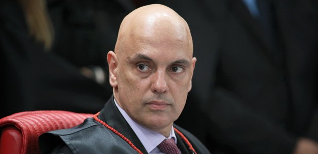  Moraes determina suspensão da rede social X no Brasil