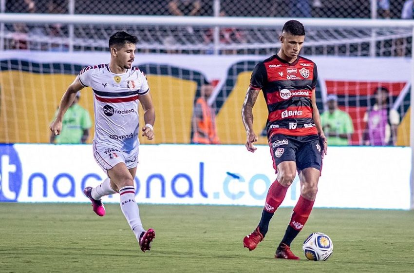  Vitória deixa Santa Cruz empatar no finalzinho do jogo