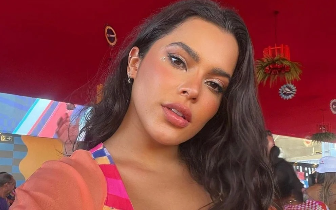  Ex-bbb Emilly Araújo comenta atitude do reality de chamar atenção de Gabriel e Bruna Griphao