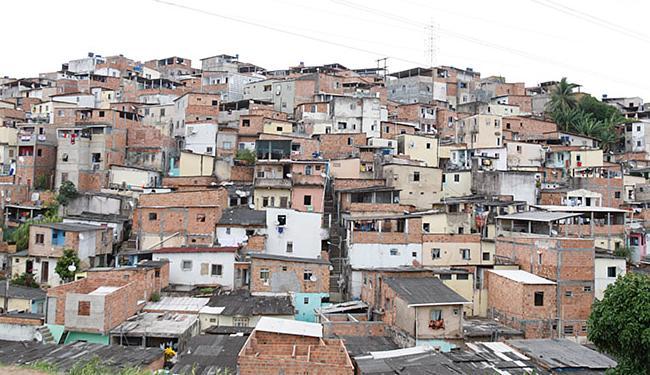  Troca de tiros no bairro de Pernambués deixa moradores assustados