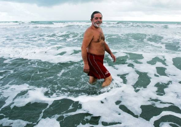  Lula desembarca na Bahia para curtir carnaval na praia