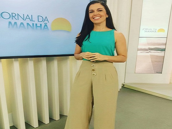  Thaic Carvalho anuncia sua saída do Jornal da Manhã