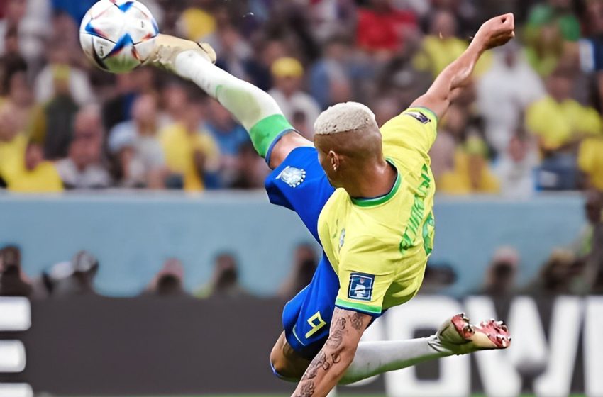  Gol de Richarlison na Copa do Mundo é finalista do prêmio Puskas