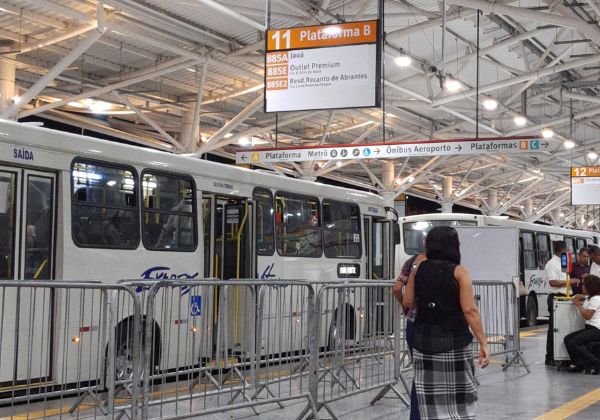  Sindemetro anuncia paralisação dos ônibus metropolitanos nesta quarta-feira (8)