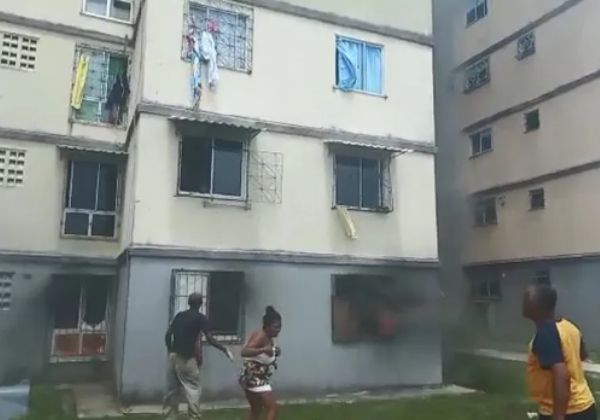  Adolescente tem queimaduras após incêndio em apartamento no Jardim das Margaridas