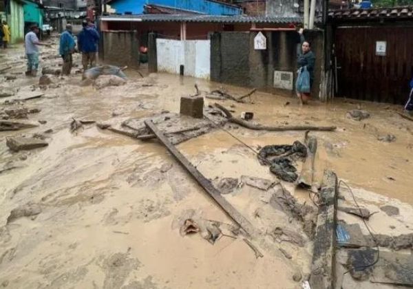  Temporal no Litoral Norte de SP deixam ao menos 40 mortos