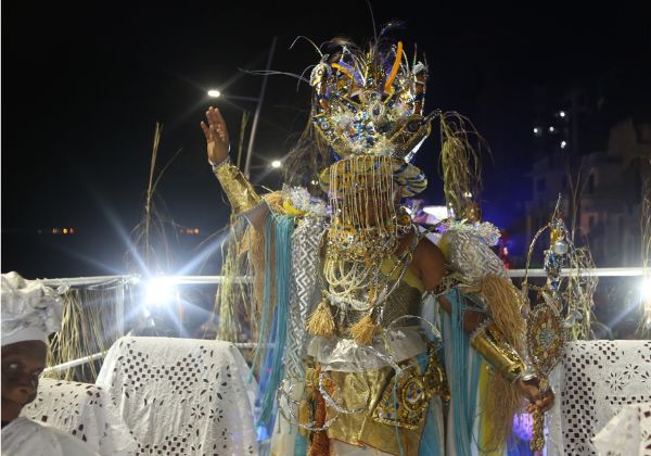  Irreverência marca o desfile do Cortejo Afro na Barra