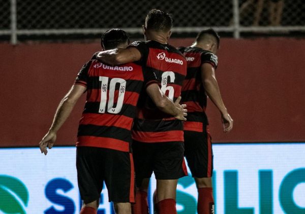  Vitória encara o Sport em confronto direto nesta quarta-feira (19)