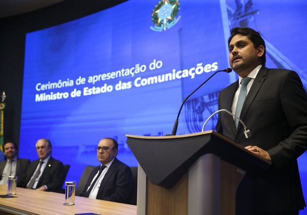  Ministro das Comunicações apresentou dados falsos à Justiça