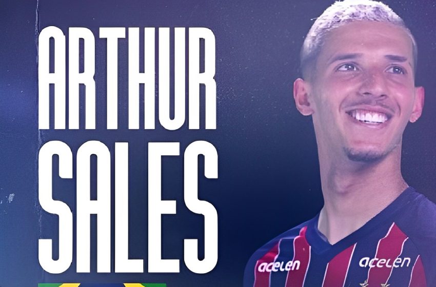  Bahia anuncia a contratação do jogador Arthur Sales