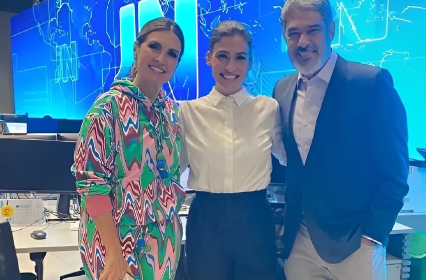  William Bonner e Fátima Bernardes posam juntos no Jornal Nacional pela primeira vez após sete anos separados