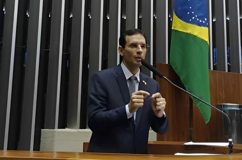  Leo Prates defende auxílio emergencial para desabrigados por enchentes e deslizamentos