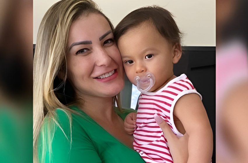  Andressa Urach perde guarda do filho após surto bipolar e revela “Eu dei motivos para isso acontecer”