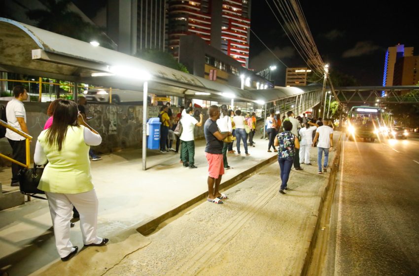  Salvador celebra 474 anos com ações de modernização da iluminação