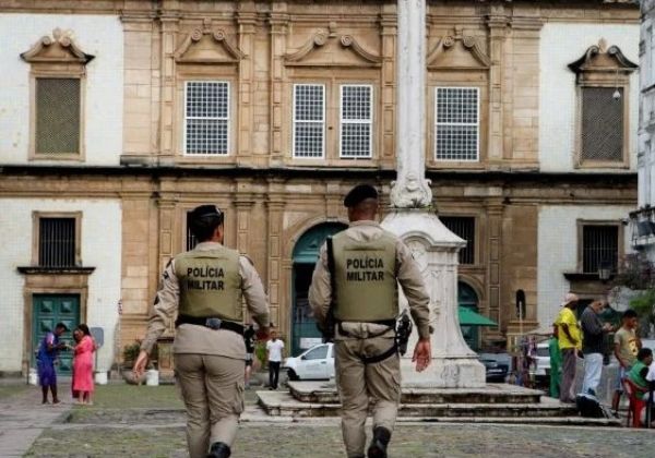  Polícia Militar reforça segurança na região do Pelourinho