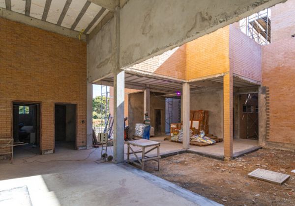  Obras do Hospital Público Veterinário de Salvador chegam a 70% de conclusão  