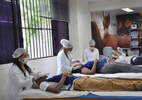  Centro universitário oferece serviços gratuitos para a população