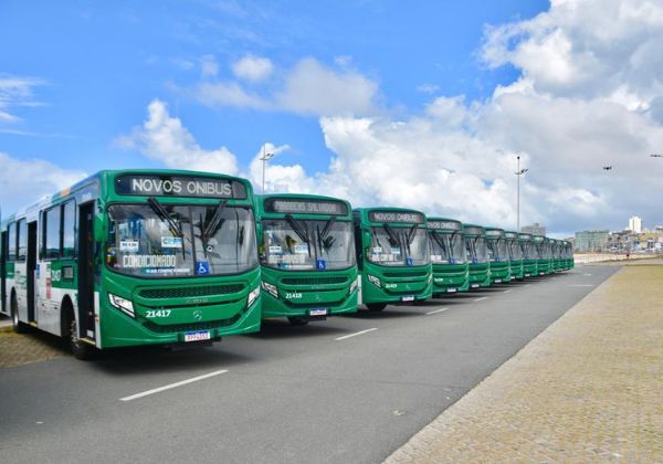  Prefeitura entrega novos ônibus com ar condicionado neste sábado (20)