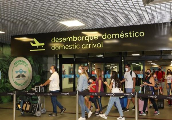  Aeroporto de Salvador é notificado pelo Procon depois de cancelamento de voos