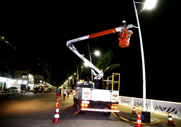  Em seis meses, Prefeitura instala mais de 2 mil postes e amplia rede de iluminação