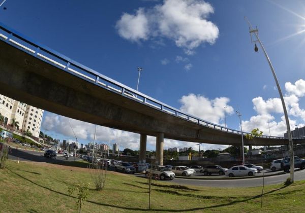  Prefeitura instalará gradis de segurança em 14 viadutos de Salvador 