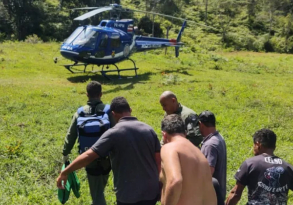  Turista é resgatado por bombeiros após se acidentar em trilha na Chapada Diamantina