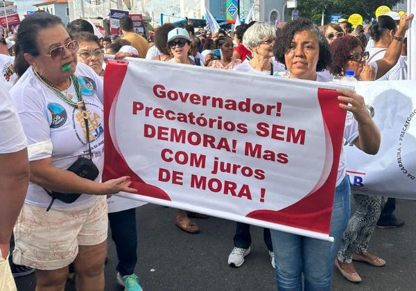  Professores marcam protesto em Feira de Santana para cobrar precatórios do Fundef