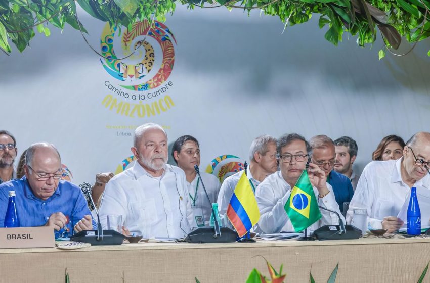  Lula propõe criação de Parlamento Amazônico, durante evento em Letícia