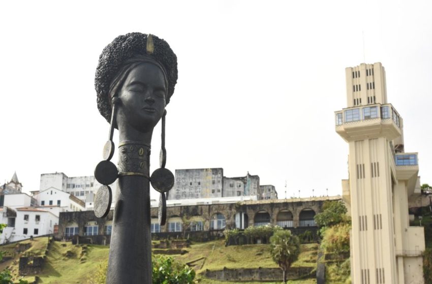  Num ato de reparação histórica, Prefeitura de Salvador inaugura primeiro monumento dedicado a Maria Felipa