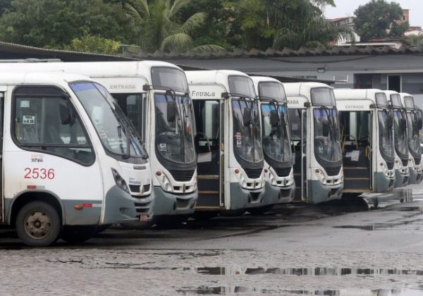  O volume de serviços na Bahia caiu 1,8% em junho deste ano