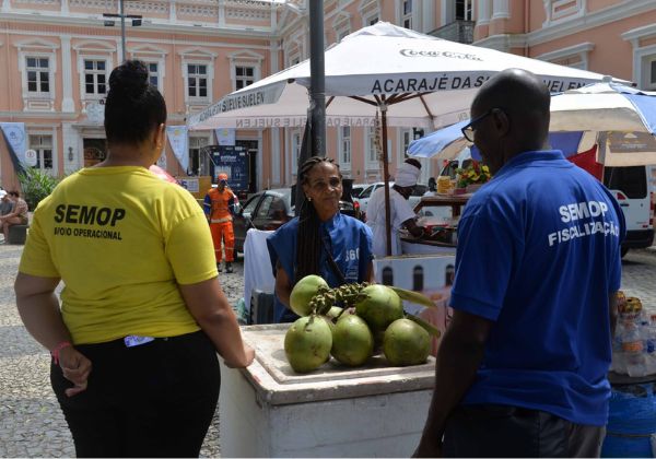  Semop intensifica ordenamento no Centro Histórico durante a Flipelô 