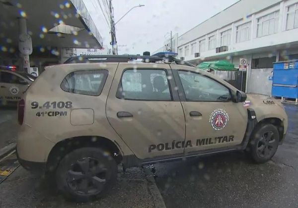  Duas mulheres são feitas reféns por criminoso armado e ferido em Salvador