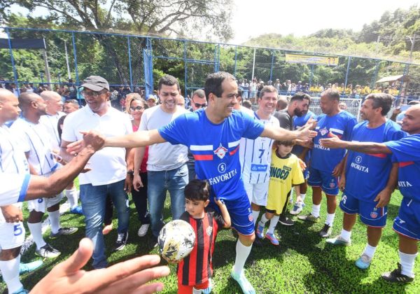  Prefeitura entrega arena esportiva e anuncia licitação para construção de 271 unidades habitacionais no Nordeste