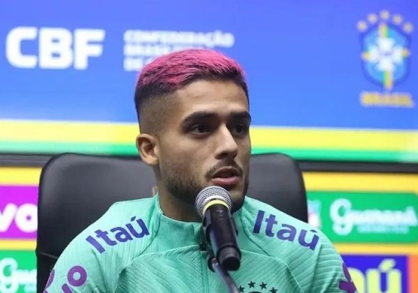  Yan Couto, lateral da Seleção se desculpa após citar Daniel Alves como ídolo: “Foi no sentido do futebol”