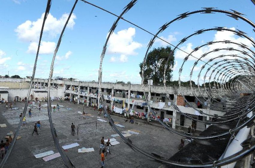  Justiça determina reforço da segurança em penitenciárias federais