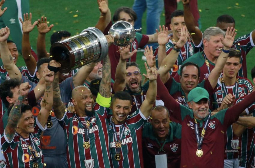  Fluminense derrota Boca Juniors na garra e fatura 1ª taça Libertadores