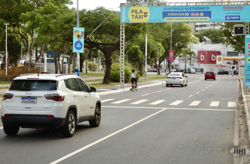  Moradores das zonas de restrição do Carnaval tem até quinta (16) para credenciar veículos  