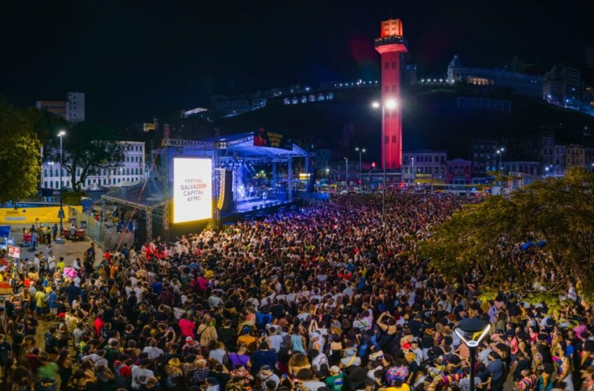  Shows na Praça Cayru encerram terceiro dia do Festival Salvador Capital Afro 