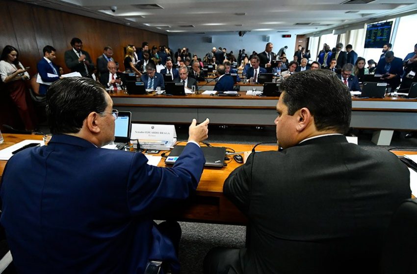  Reforma Tributária é aprovada na CCJ e segue para o Plenário