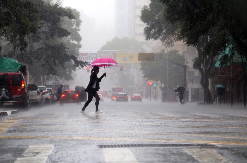 Chuva deve perder força em Salvador no final de semana, segundo Codesal
