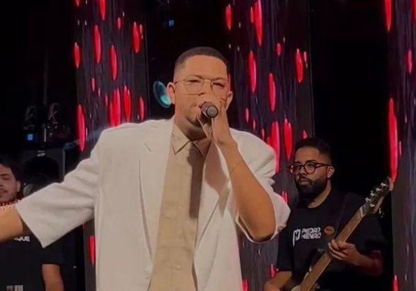  Cantor gospel Pedro Henrique morre, aos 30 anos, durante show na Bahia