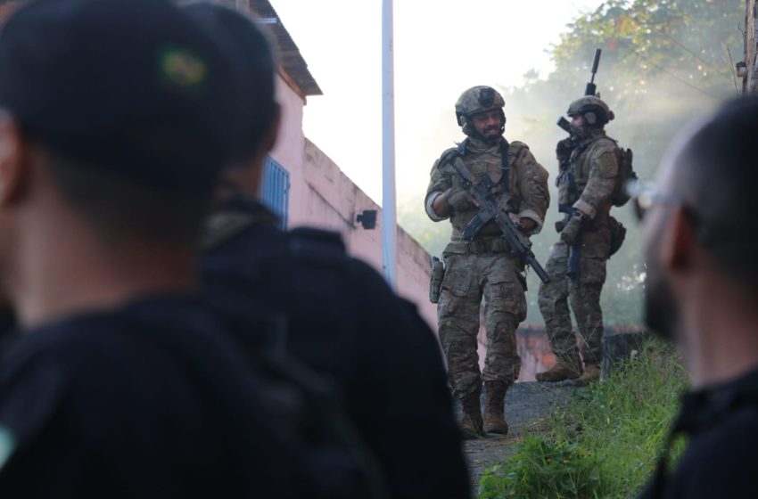  Polícia captura traficante que determinou ataque a carro-forte na BR-101