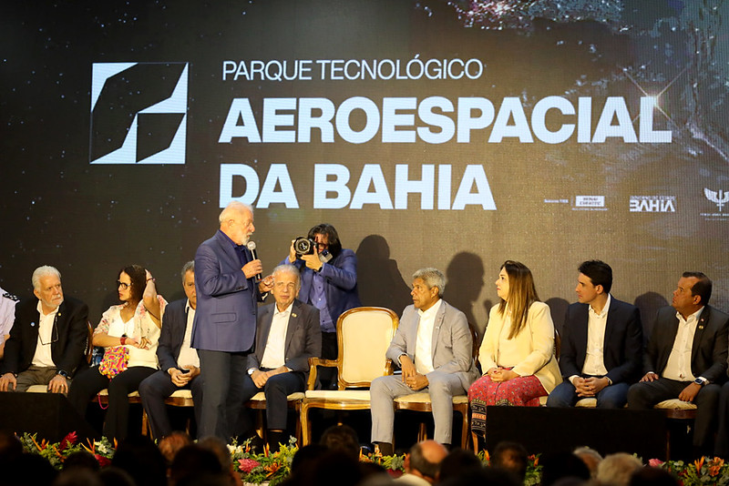  Governos do Estado e Federal firmam parceria para implantação do Parque Tecnológico Aeroespacial na Bahia