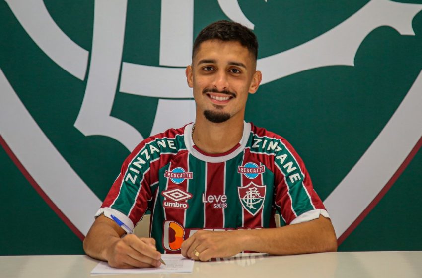  Vitória negocia a contratação do meia Daniel, ex-Bahia, junto ao Fluminense