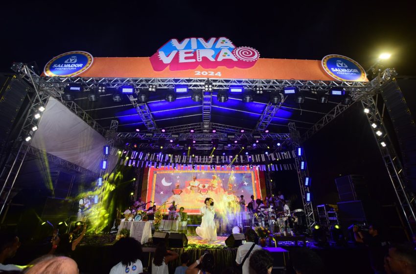  Praça Cairu vira palco de múltiplas expressões da cultura popular em abertura do Viva Verão