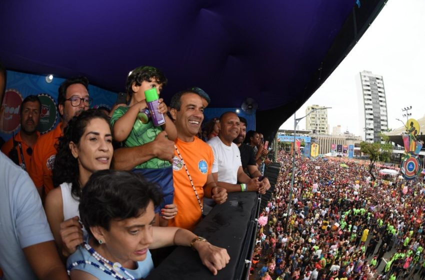  “É o Carnaval com maior participação popular da história da cidade”, afirma Bruno Reis