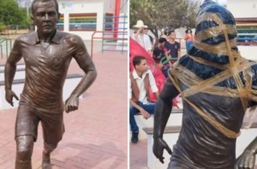  Estátua de Daniel Alves em Juazeiro é depredada após condenação por estupro